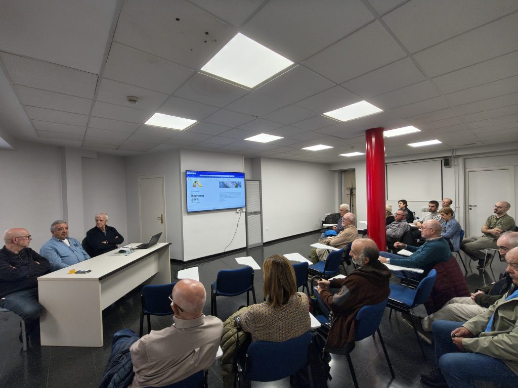 Charla del Kemena Eguna en el Centro Cívico Iparralde